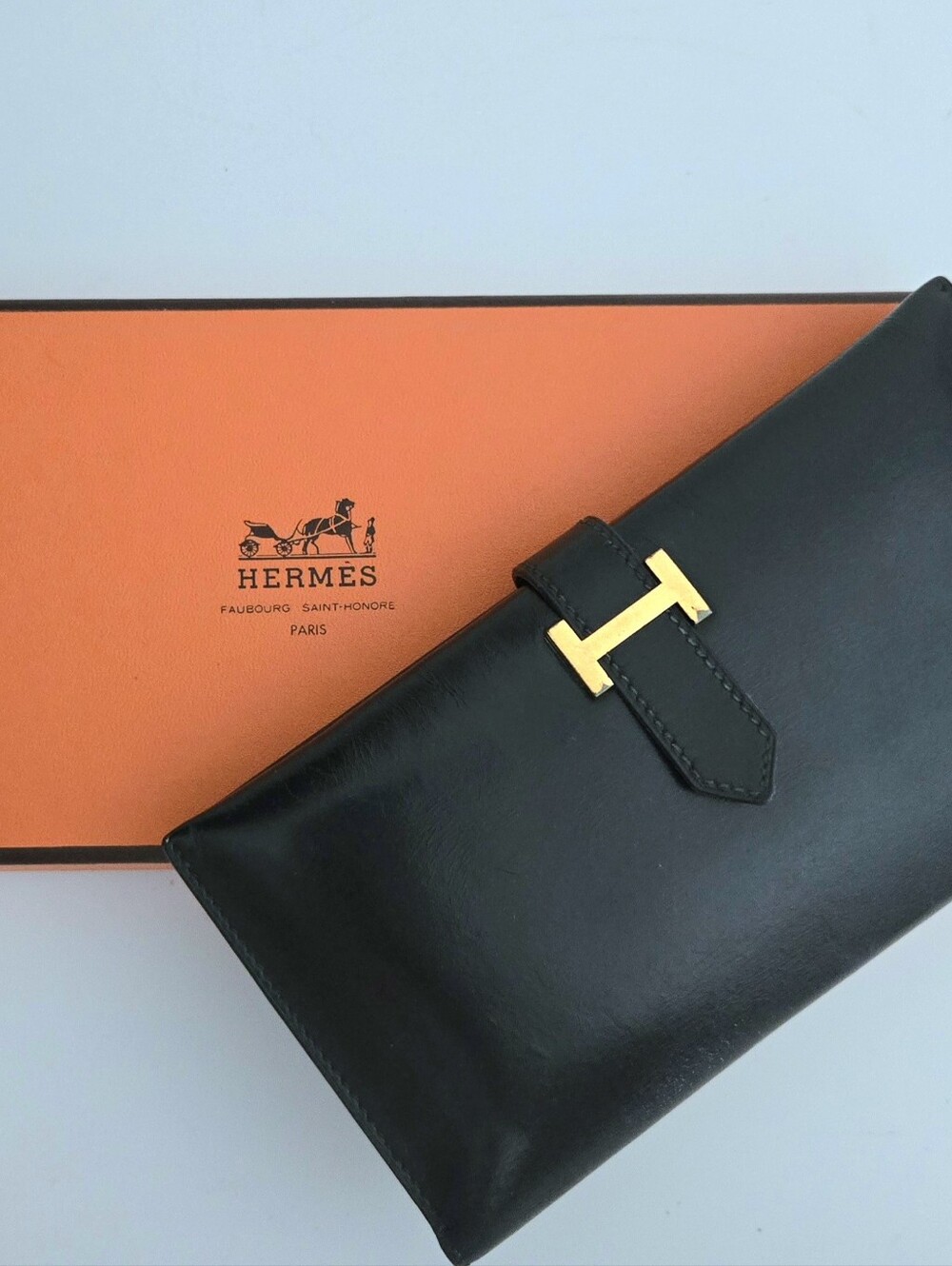 Authentic HERMES Bearn Soufflet Bifold Black & Gold Leather Wallet Clutch & Box